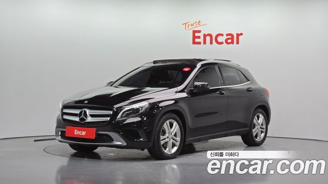 Mercedes-Benz GLA-Class 2015