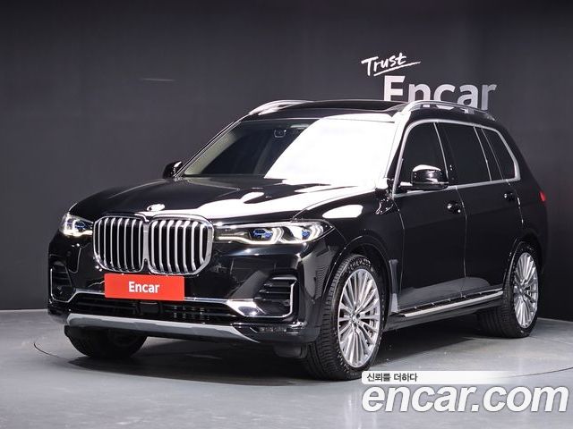 BMW X7 2021