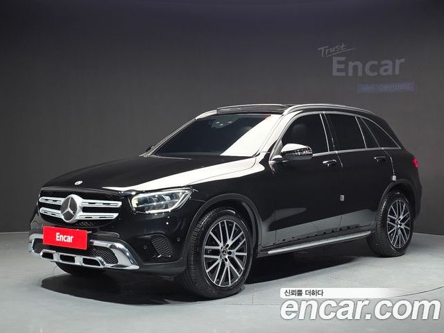 Mercedes-Benz GLC-Class 2021