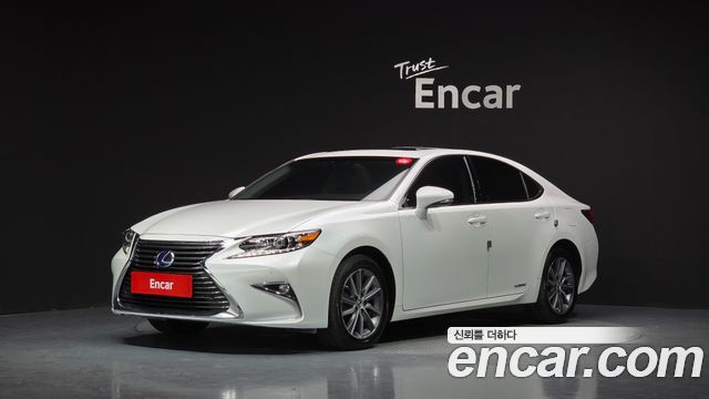 Lexus ES 2018