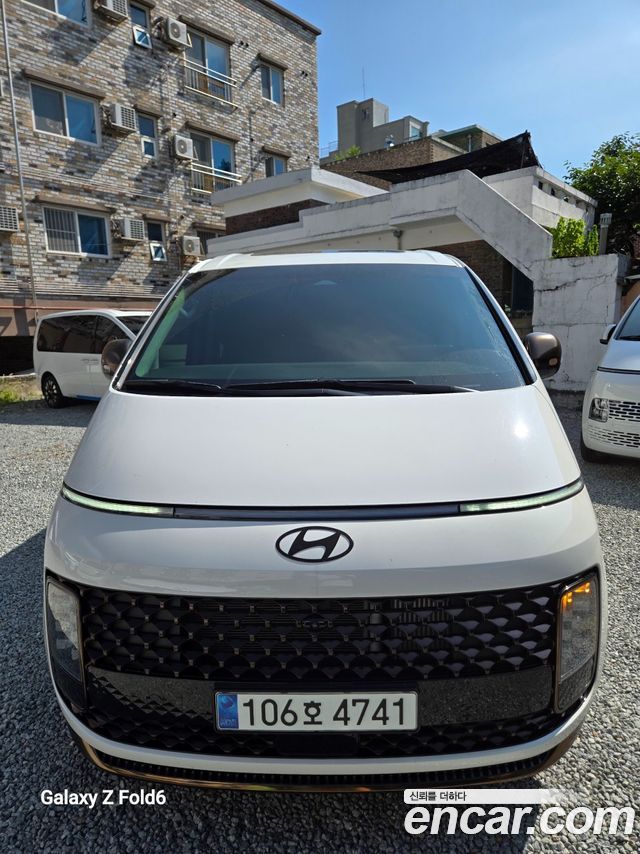 Hyundai Staria 2025