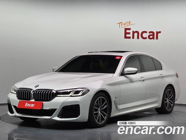 BMW 5-Series 2023