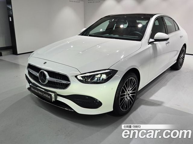 Mercedes-Benz C-Class 2026