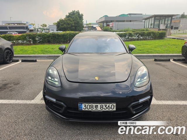 Porsche Panamera 2019