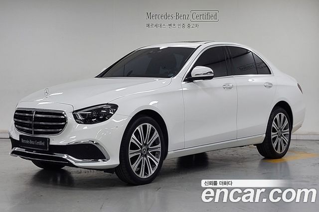 Mercedes-Benz E-Class 2023