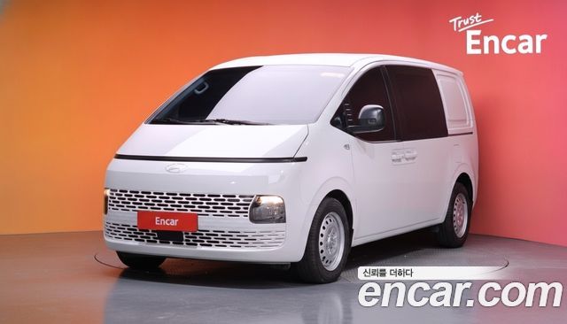 Hyundai Staria 2025