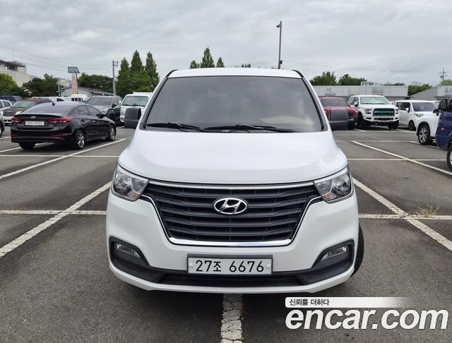 Hyundai Starex 2019