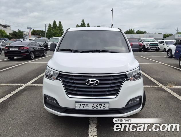 Hyundai Starex 2019