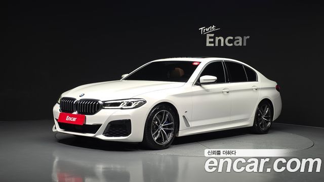 BMW 5-Series 2023