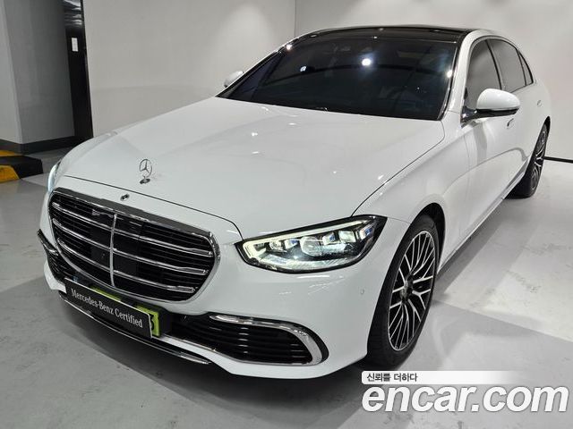 Mercedes-Benz S-Class 2025