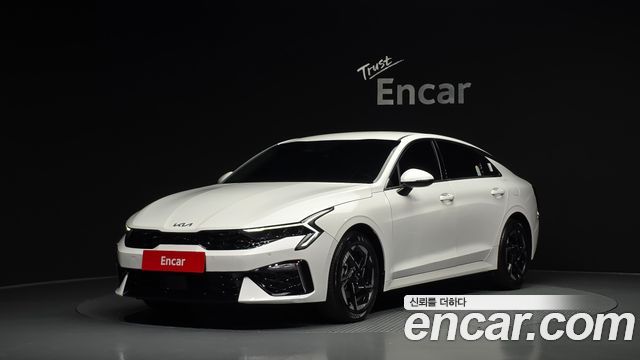Kia K5 2025