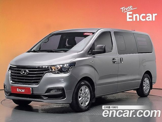 Hyundai Starex 2018