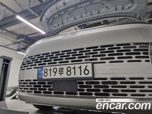 Hyundai Staria 2023