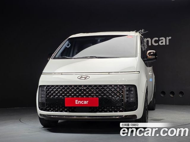 Hyundai Staria 2021