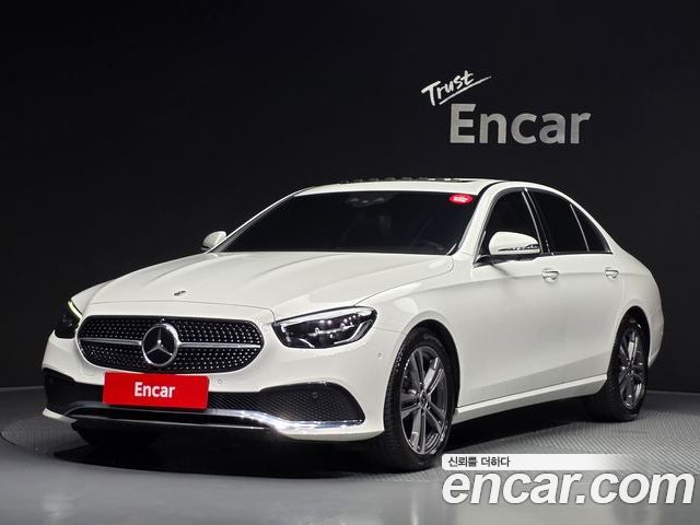 Mercedes-Benz E-Class 2023