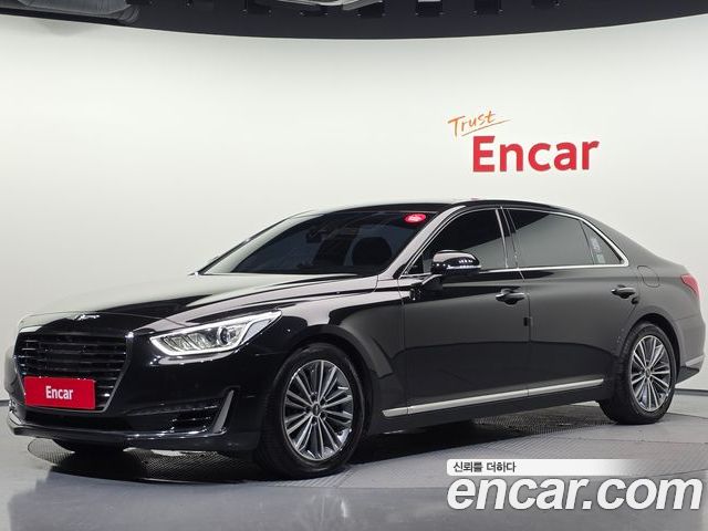 Genesis EQ900 2018