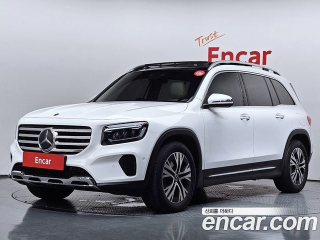 Mercedes-Benz GLB-Class 2024