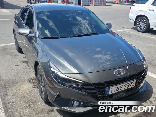 Hyundai AVANTE 2021