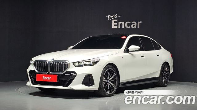 BMW 5-Series 2025