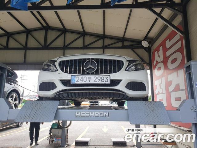 Mercedes-Benz C-Class 2016