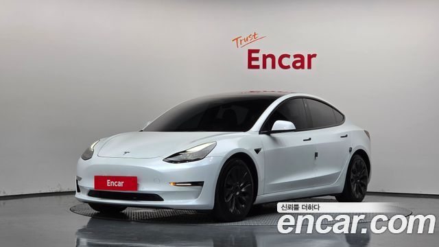 Tesla Model 3 2022