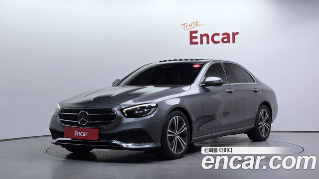 Mercedes-Benz E-Class 2021