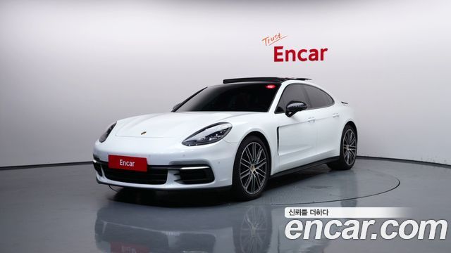 Porsche Panamera 2019