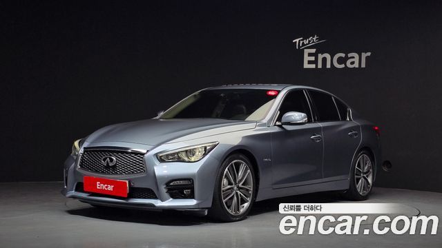 Infiniti Q50 2015