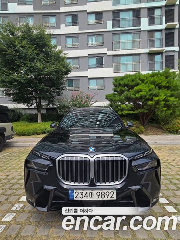 BMW X7 2024