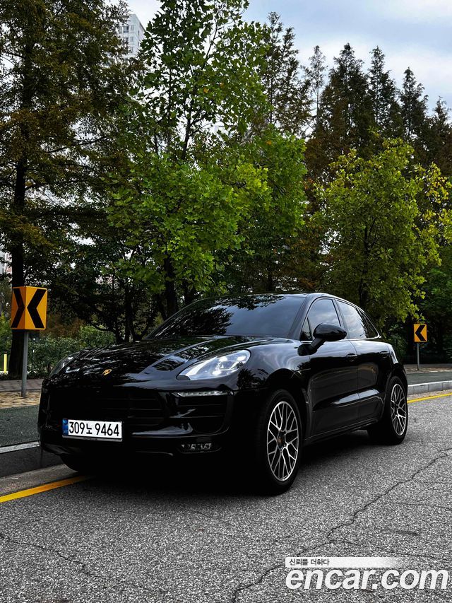 Porsche Macan 2016