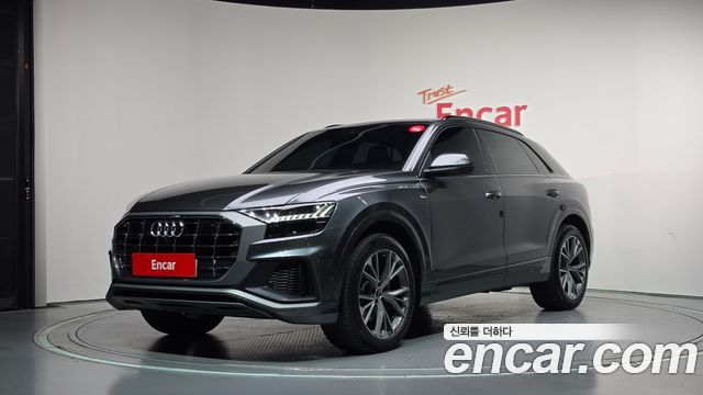 Audi Q8 2021