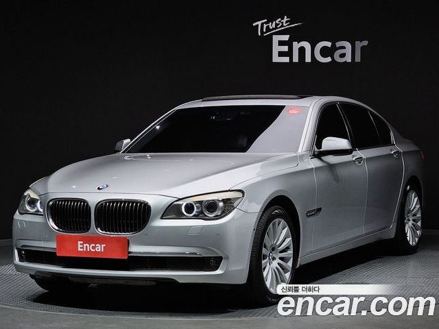 BMW 7-Series 2012