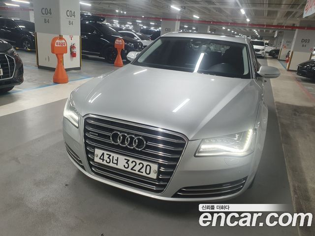 Audi A8 2011