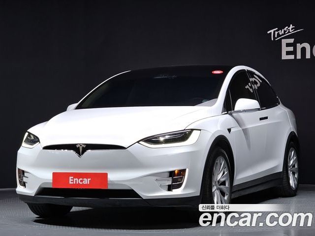 Tesla Model X 2018