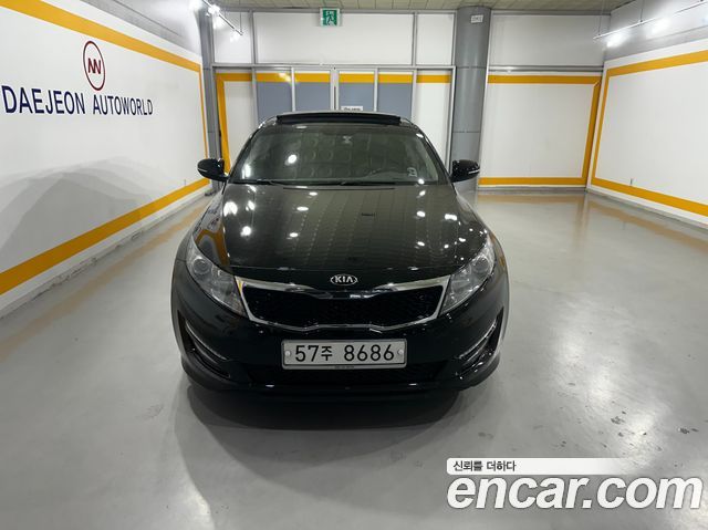 Kia K5 2011