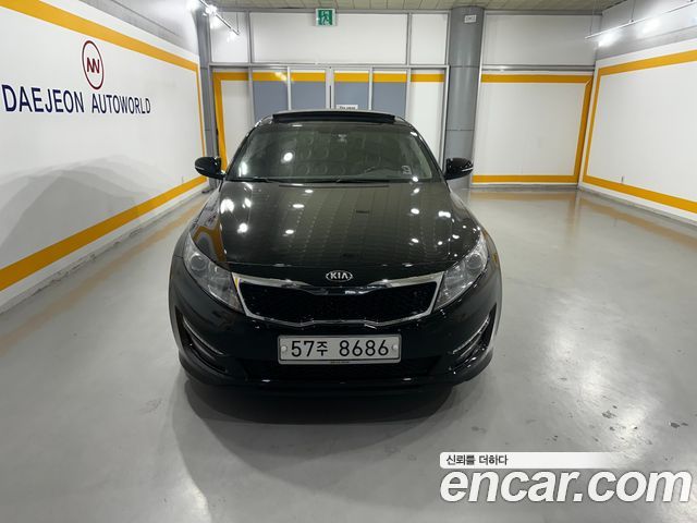 Kia K5 2011
