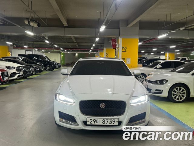 Jaguar XF 2018