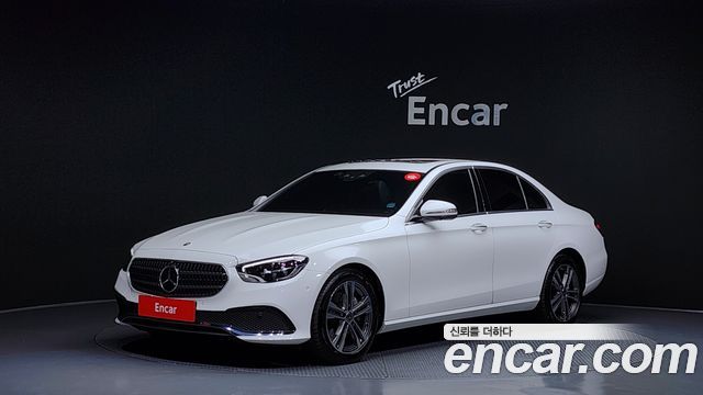 Mercedes-Benz E-Class 2023