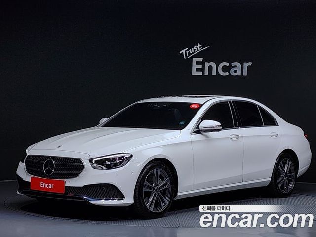 Mercedes-Benz E-Class 2023