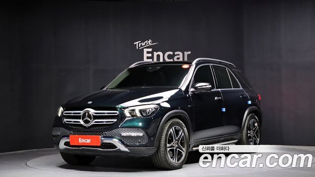 Mercedes-Benz GLE-Class 2021