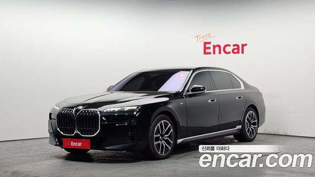 BMW 7-Series 2024