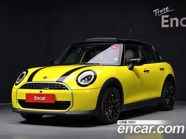 Mini Cooper 2024