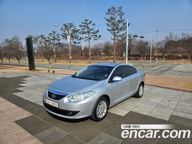 Renault-KoreaSamsung SM3 2011