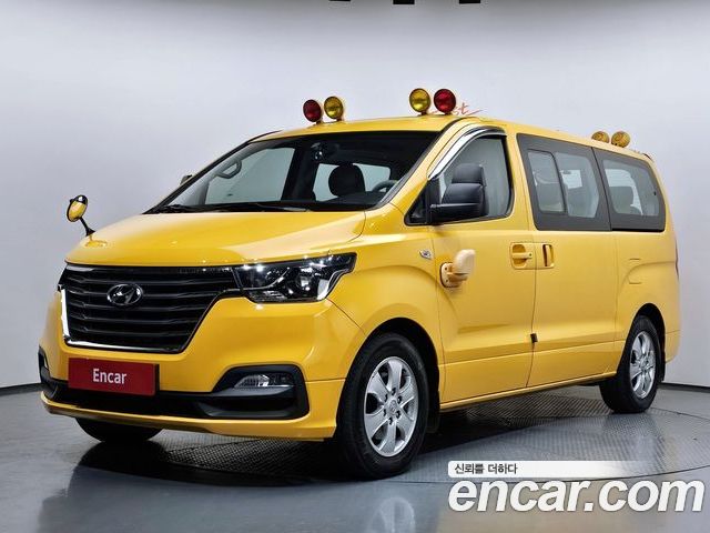 Hyundai Starex 2018