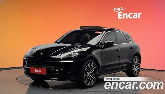 Porsche Macan 2022