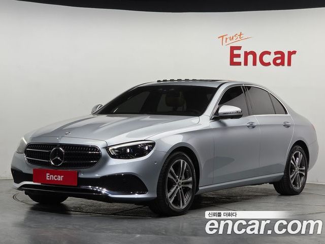 Mercedes-Benz E-Class 2022