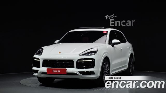 Porsche Cayenne 2021