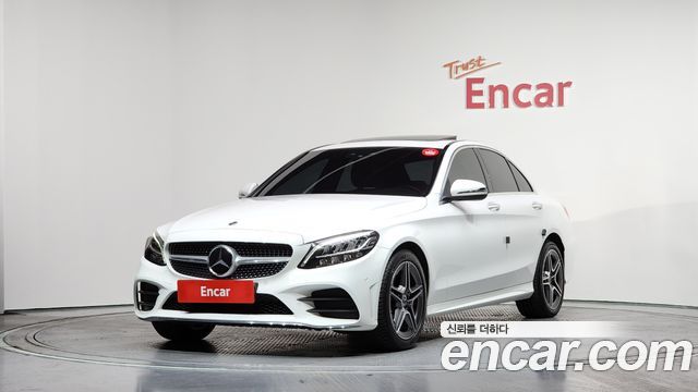 Mercedes-Benz C-Class 2021