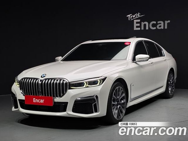 BMW 7-Series 2021