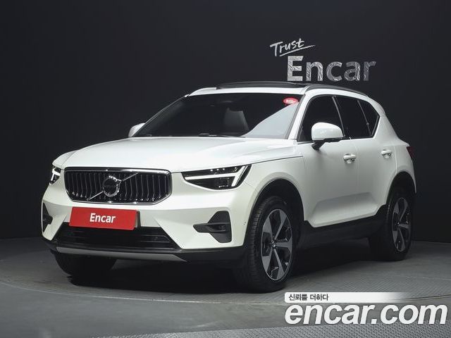 Volvo XC40 2023